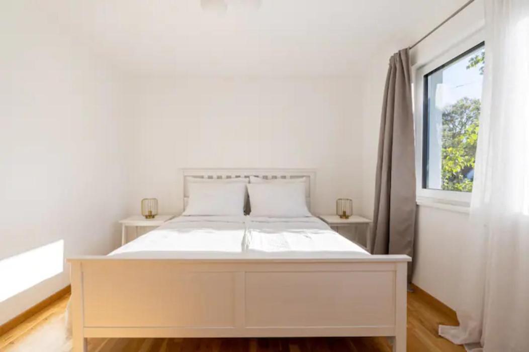 Near Lake Fully Furnished Beautiful Apartment Wien Exteriör bild